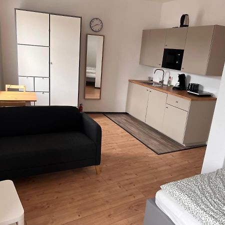 City Appartement B Zur Ewigen Lampe Dritte Etage Brühl Esterno foto