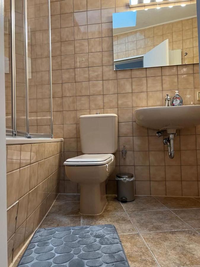 City Appartement B Zur Ewigen Lampe Dritte Etage Brühl Esterno foto